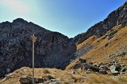 30 Aggancio del sent. 101 per Bocchetta di Val Pianella e Passo-Bocca di Trona